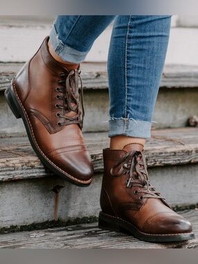 Thursday Captain Boots in Natural - Women’s size 8